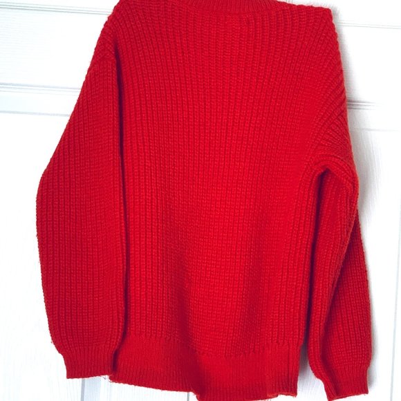 KIDS Red Cable Knit Cunky Long Sleeve Soft Sweater Unisex - Picture 3 of 12
